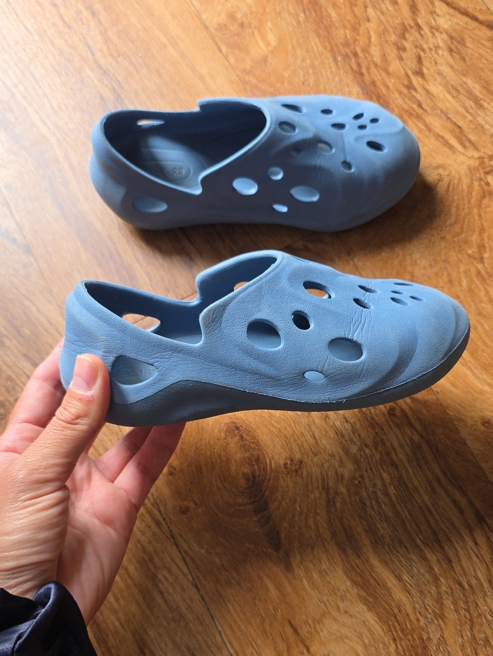 Zara Light Blue Vent Clog